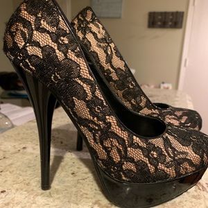 High heel lace shoes